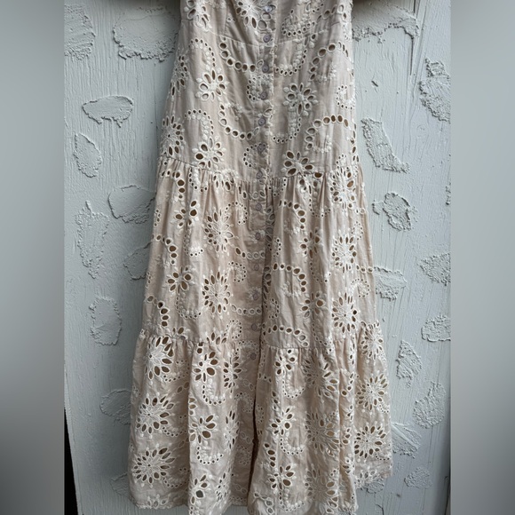 ASTR the Label Te Amo Off the Shoulder Midi Dress - Picture 4 of 10